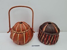 2 Dosen mit Deckel Bast