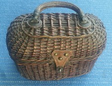 Antikes Henkelkoerbchen