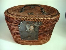 antiker KORB mit Deckel Metall