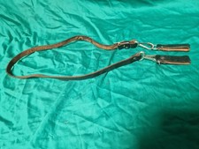 alter Sturmriemen schwarz