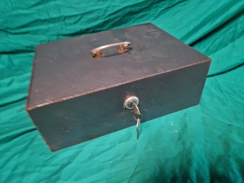 Alte metall geld kasse sfl - geld,